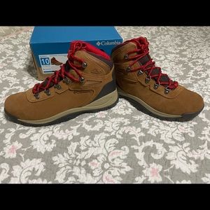 Columbia Newton Ridge Plus Waterproof Amped Women Hiking Boots